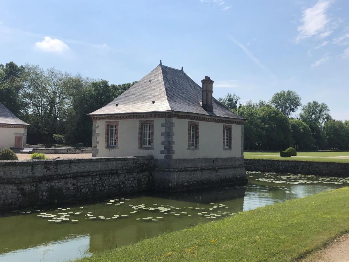 Chateau-Hotel De Bourron المظهر الخارجي الصورة